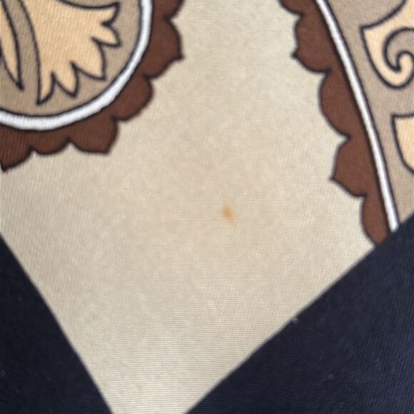 Vintage Bill Blass Brown, Tan, Rust & Cream Paisley Very Large Silk Scarf - Picture 9 of 9